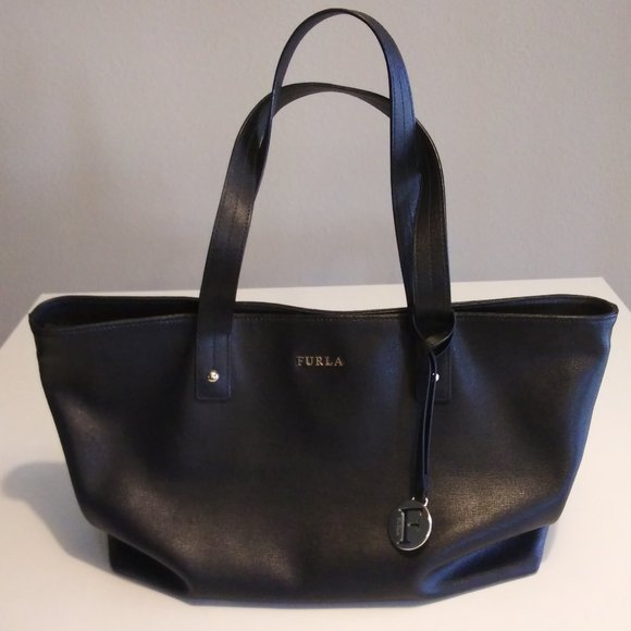 Furla Black Saffiano Leather Shoulder Bag - Picture 3 of 13